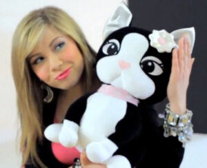 Rebecca Bonbon Jennette McCurdy