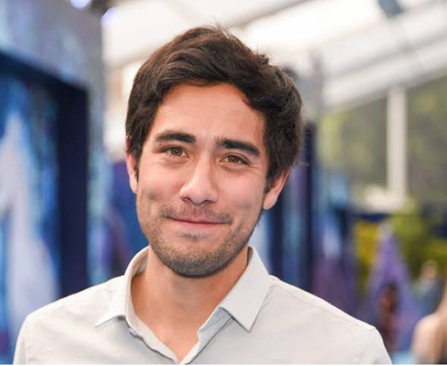 Zach King Height, Weight, Age, Biography, Wiki and Net Worth